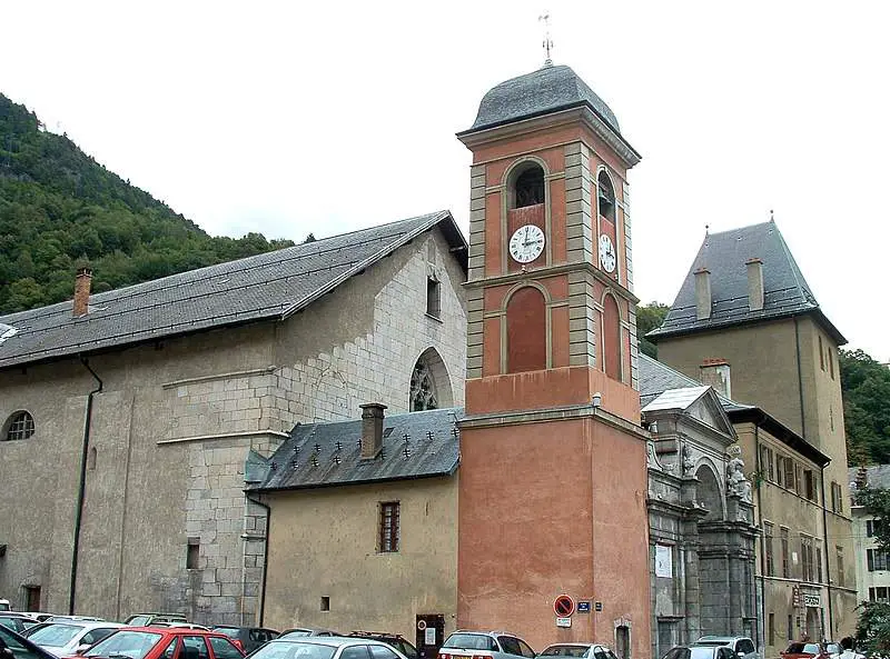 Église Moutiers Cathédrale Saint Pierre
