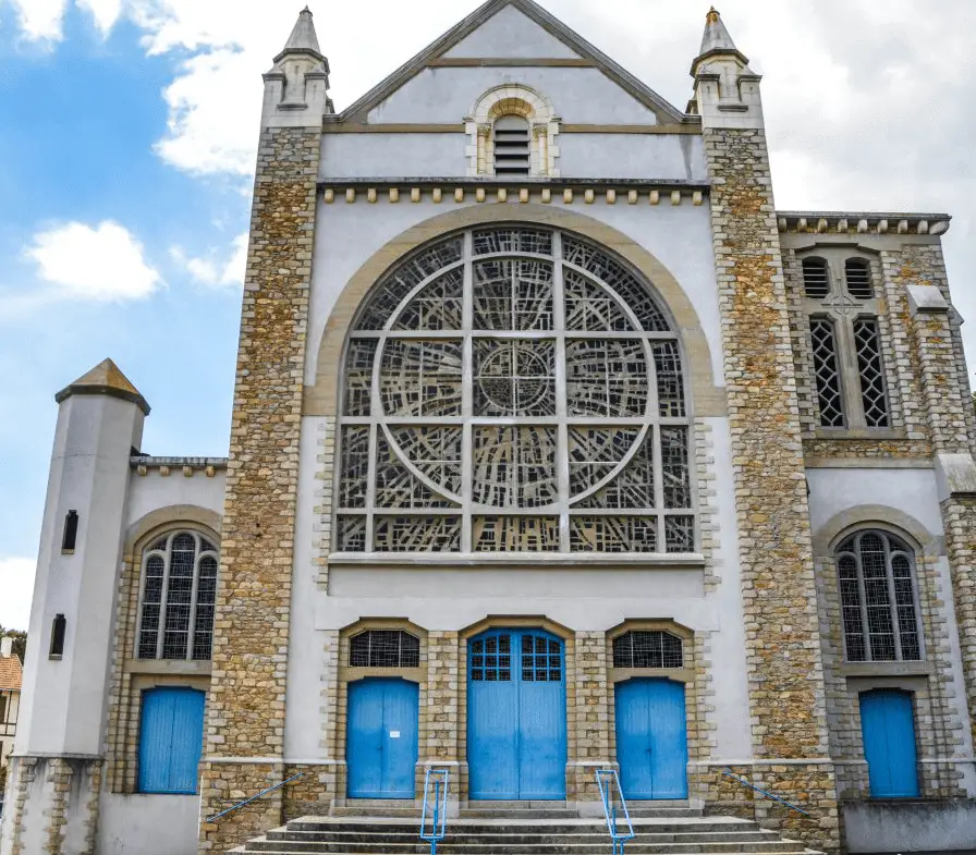 Eglise Notre Dame de Lourdes