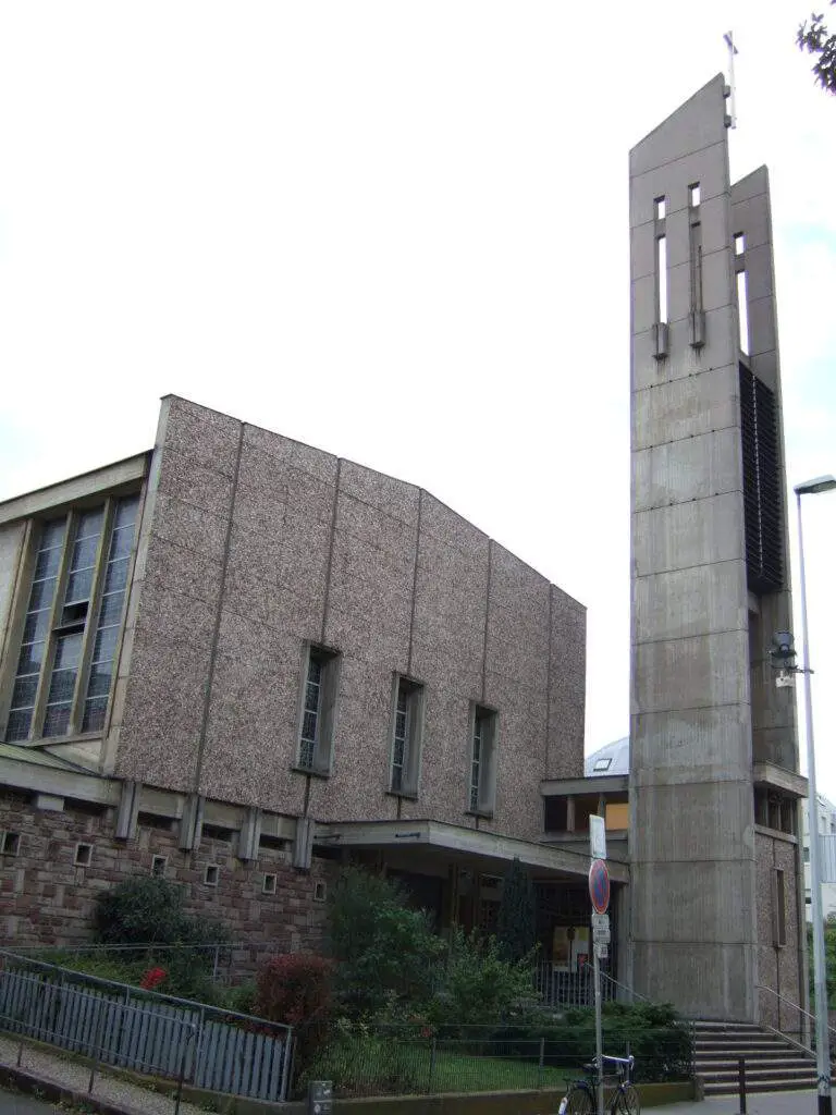 Église Notre Dame de Lourdes