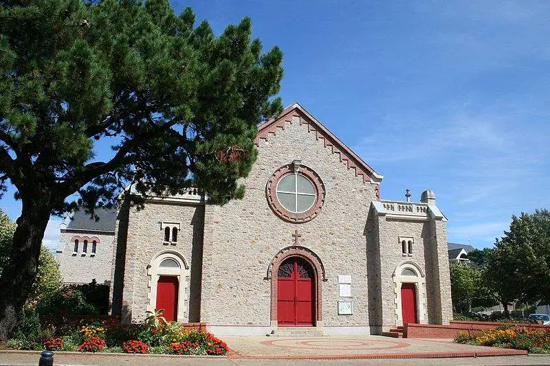 Église Notre Dame Des Dunes