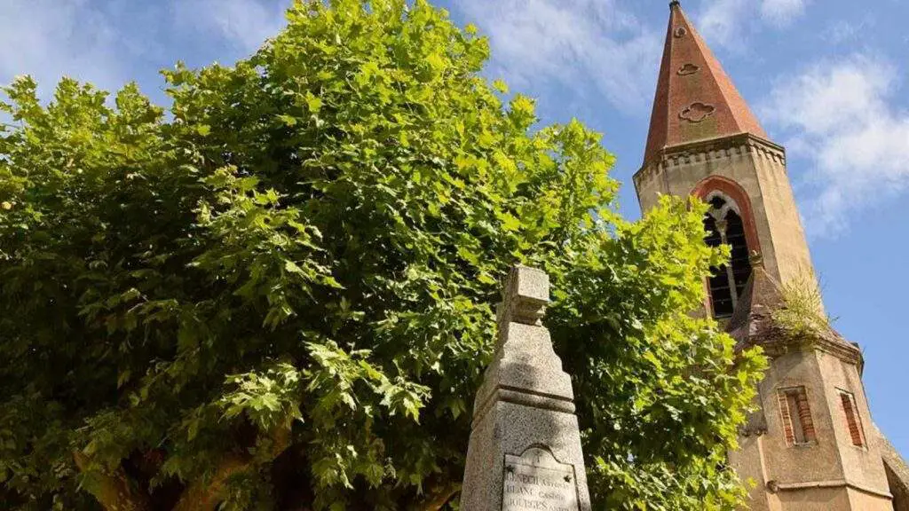 Église Notre-dame Du Cayré