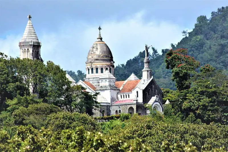 Église Notre Dame Du Sacré Coeur