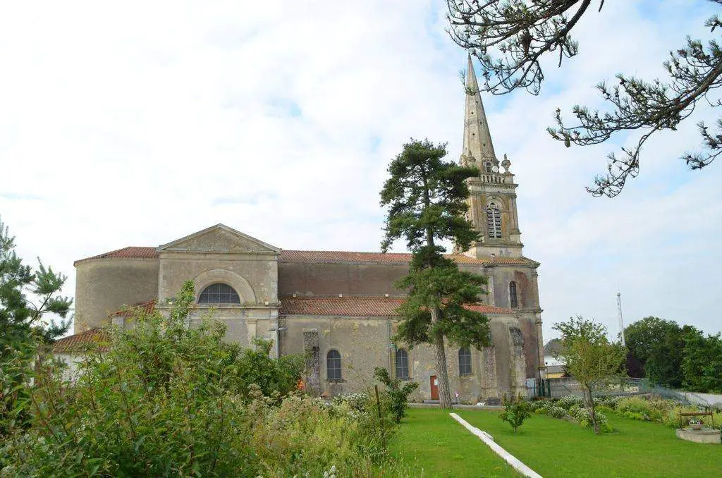 Église Payré (Saint-hilaire)