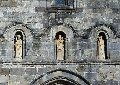 Eglise Prieurale Saint-pierre Et Saint-pardoux (Arnac)