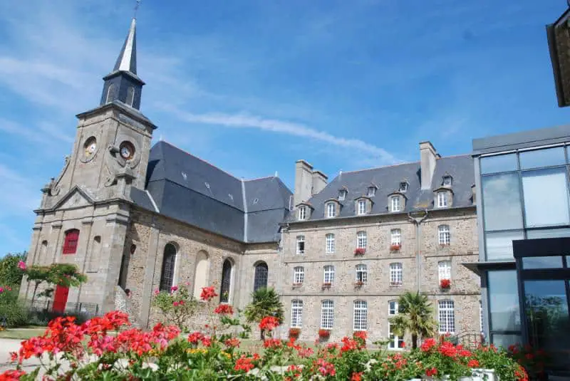 Église Résidence de L’abbaye (Maison de Retraite)