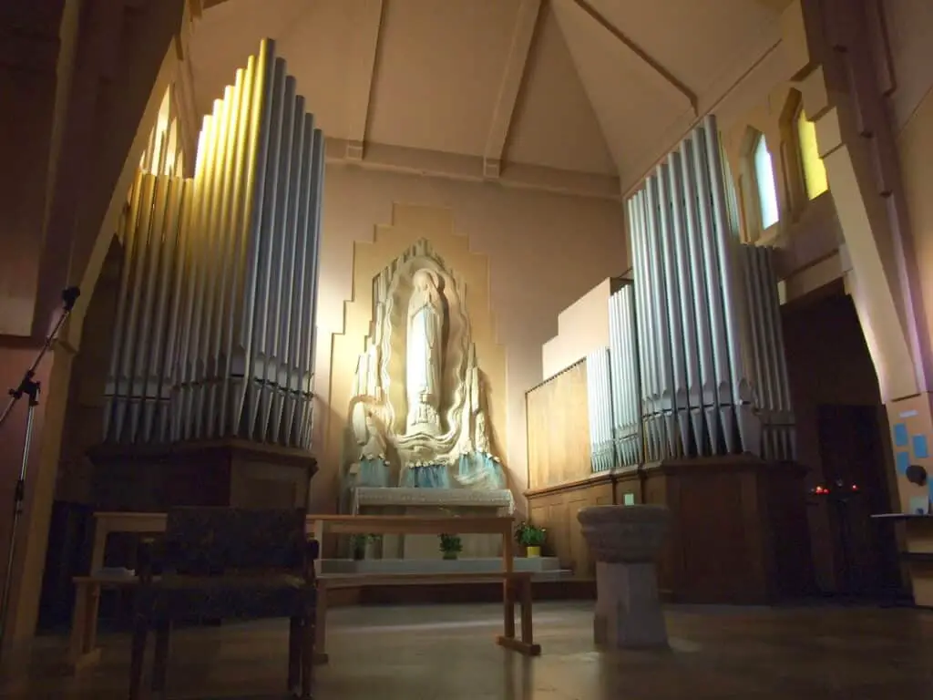 Église Romans (Saint-symphorien)