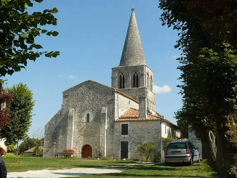 Église Roullet-saint-estèphe : Saint-étienne