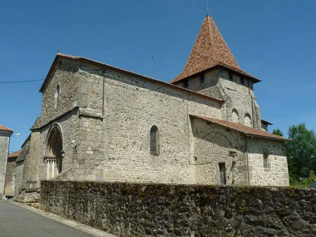 Église Roussines : Saint-jacques