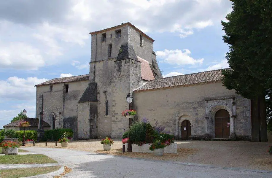 Église Saint-amant-de-montmoreau: Saint-amant