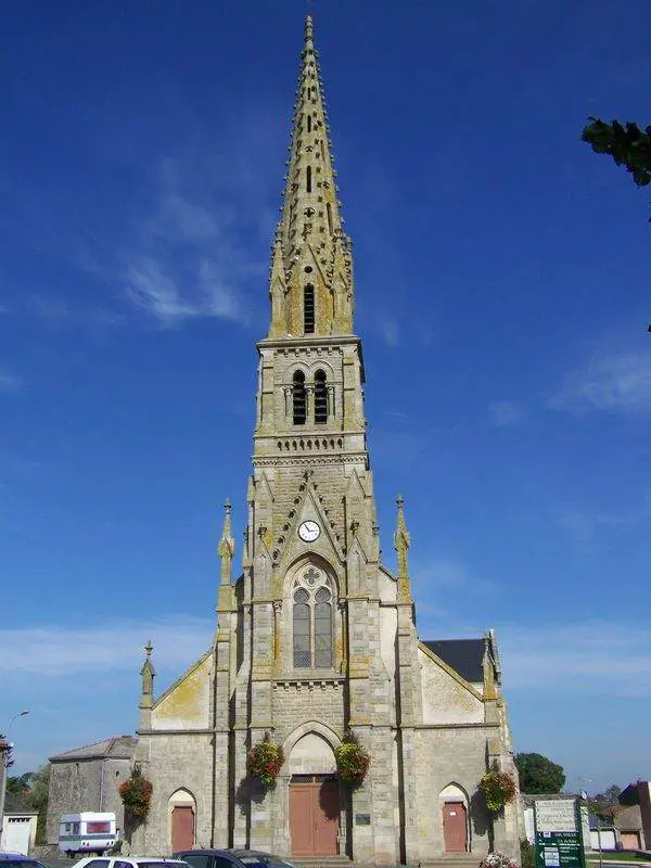 Église Saint Aubin de Baubigné (Saint Louis)