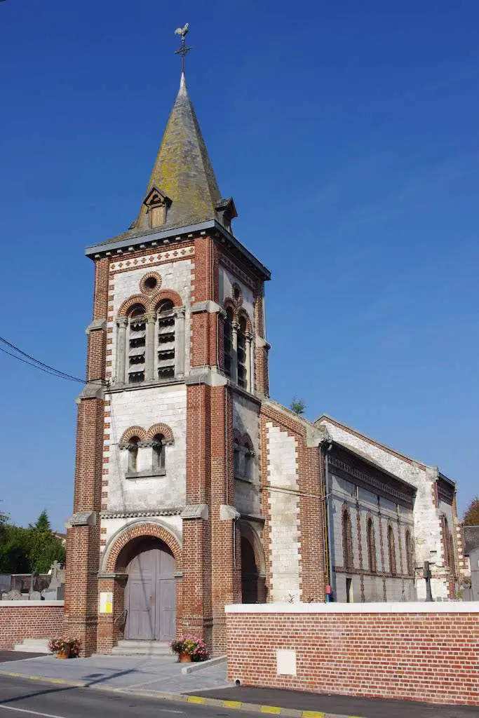 Église Saint-aubin Du Plain
