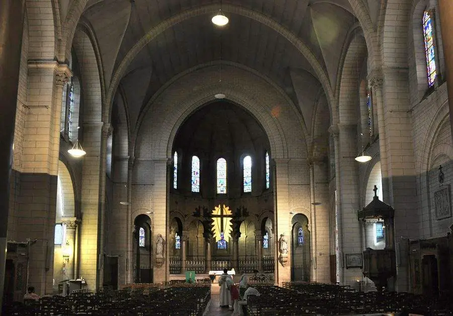 Église Saint-charles de Monceau