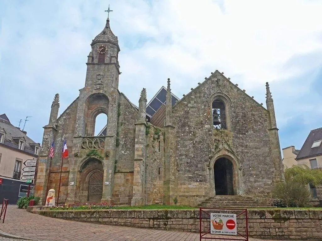 Église Saint-colomban (Locmine)