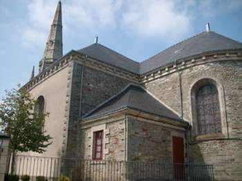 Église Saint-cosme Et Saint-damien (Naizin)