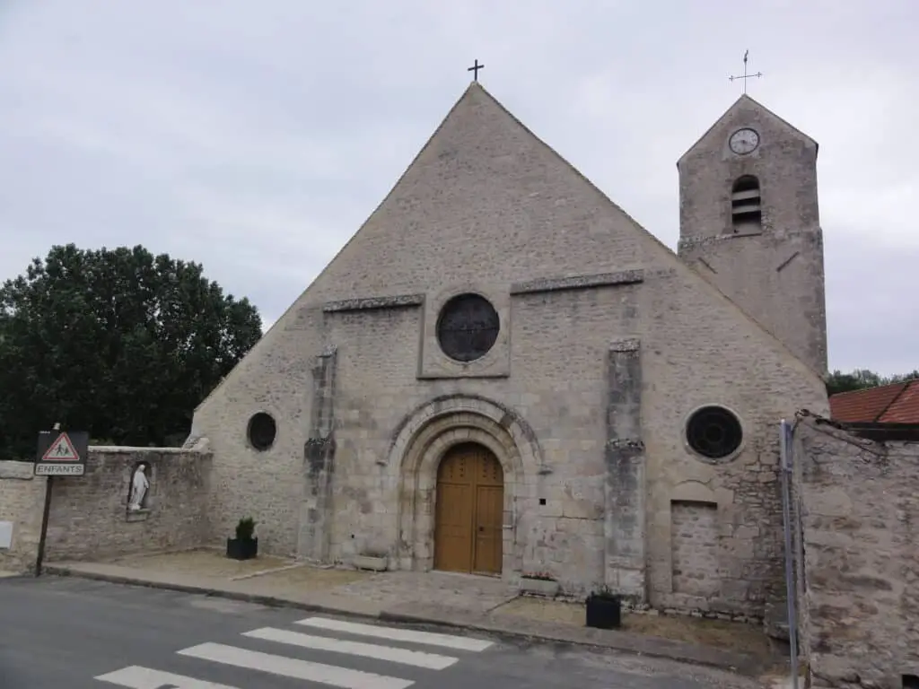 Église Saint-cyr (Saint-cyr-la-rivière)