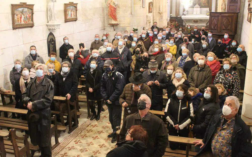 Église Saint-fort-sur-le-né : Sainte-anne