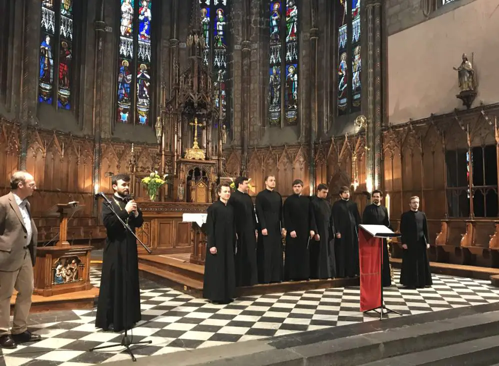 Église Saint Genès Les Carmes (St Genès, Évêque)