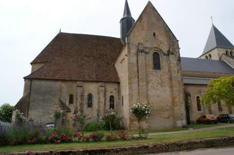 Eglise Saint Gervais Et Saint Protais (Eglise de Lurcy-le-bourg)