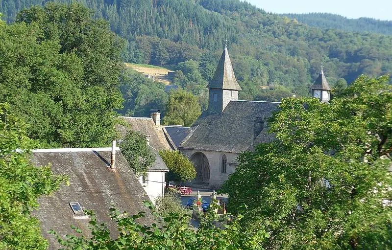 Eglise Saint-jacques (Chaumeil)