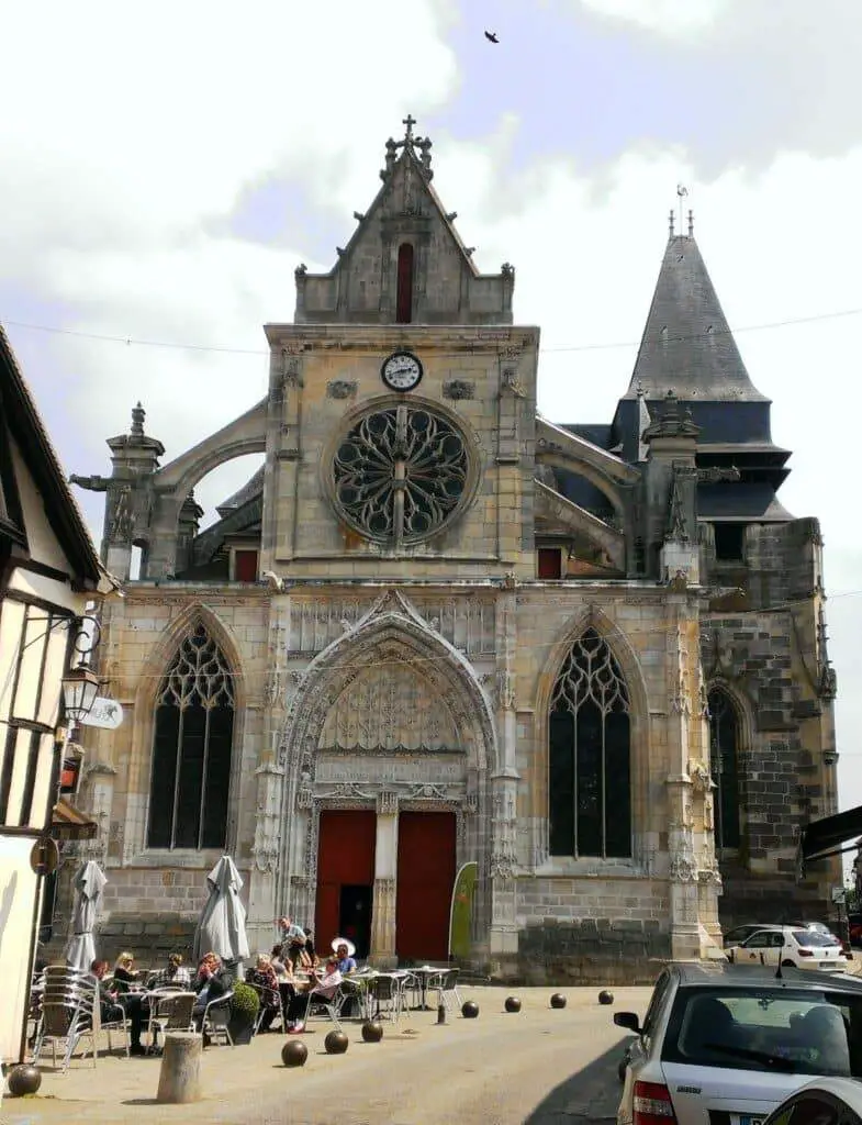 Église Saint Jacques Le Majeur