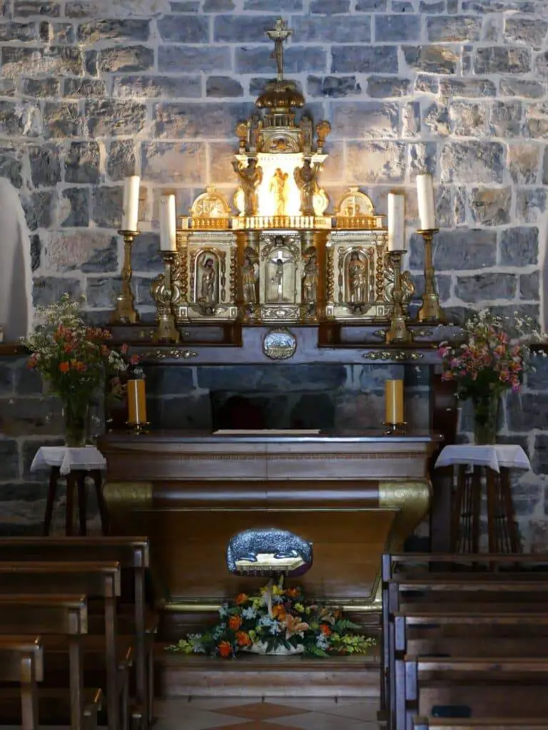 Église Saint Jean Batiste À Libarrenx