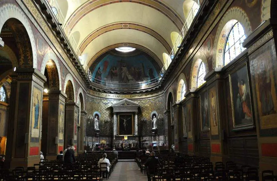 Église Saint-louis D’antin