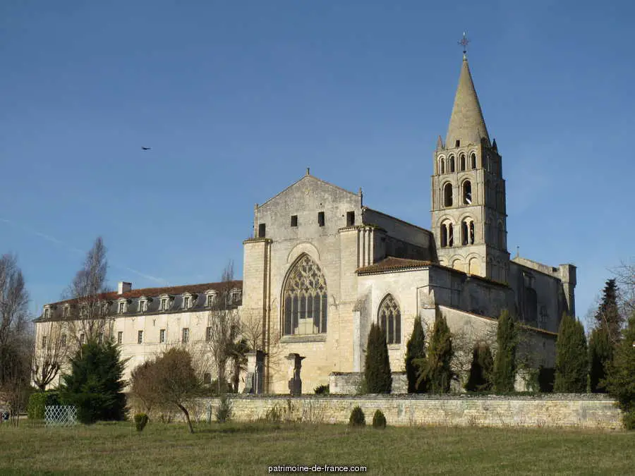 Église Saint-maur (Brillac)