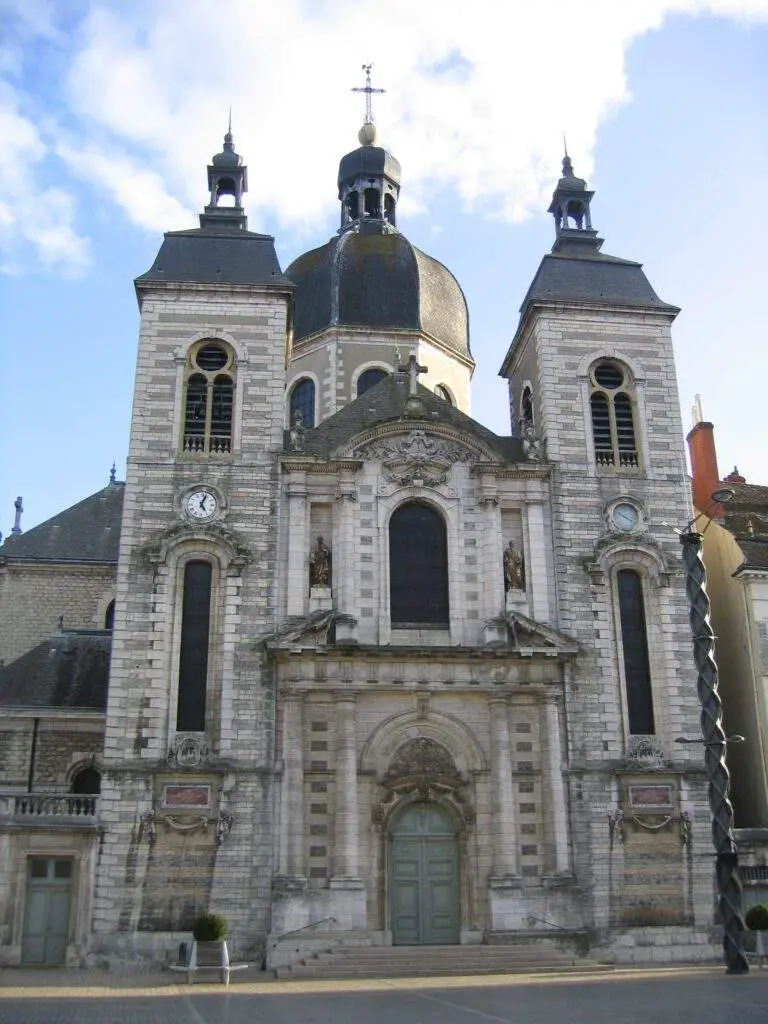 Église Saint Pierre