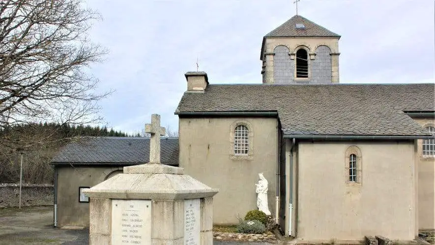 Église Saint Pierre Des Plots