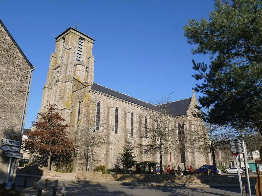 Église Saint-pierre Ès Liens (Caden)