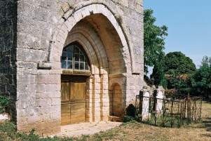 Église Saint-pierre Et Saint Loup (Chartrier-ferrière)