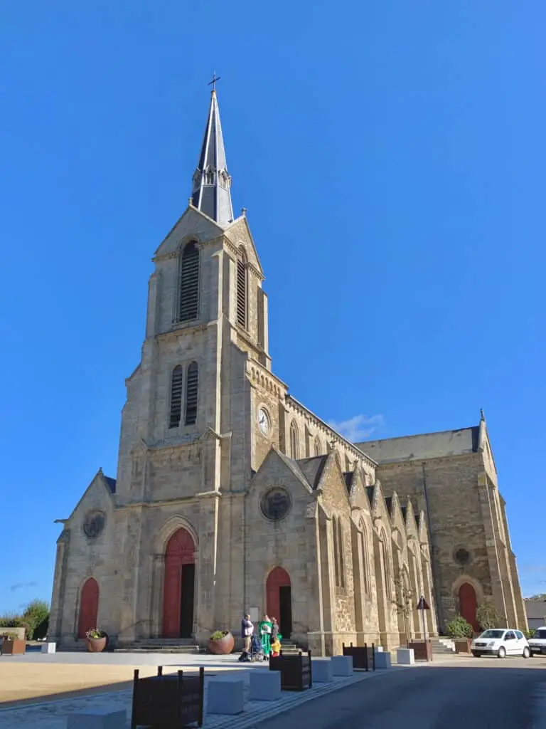Église Saint Pierre Et Saint Paul