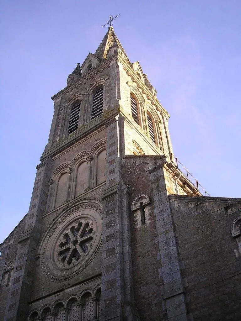 Église Saint-pierre-et-saint-paul (Tinchebray)
