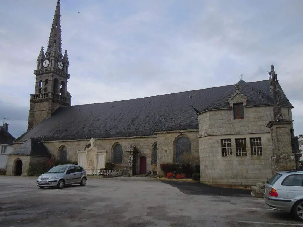 Église Saint-pierre (Guiscriff)