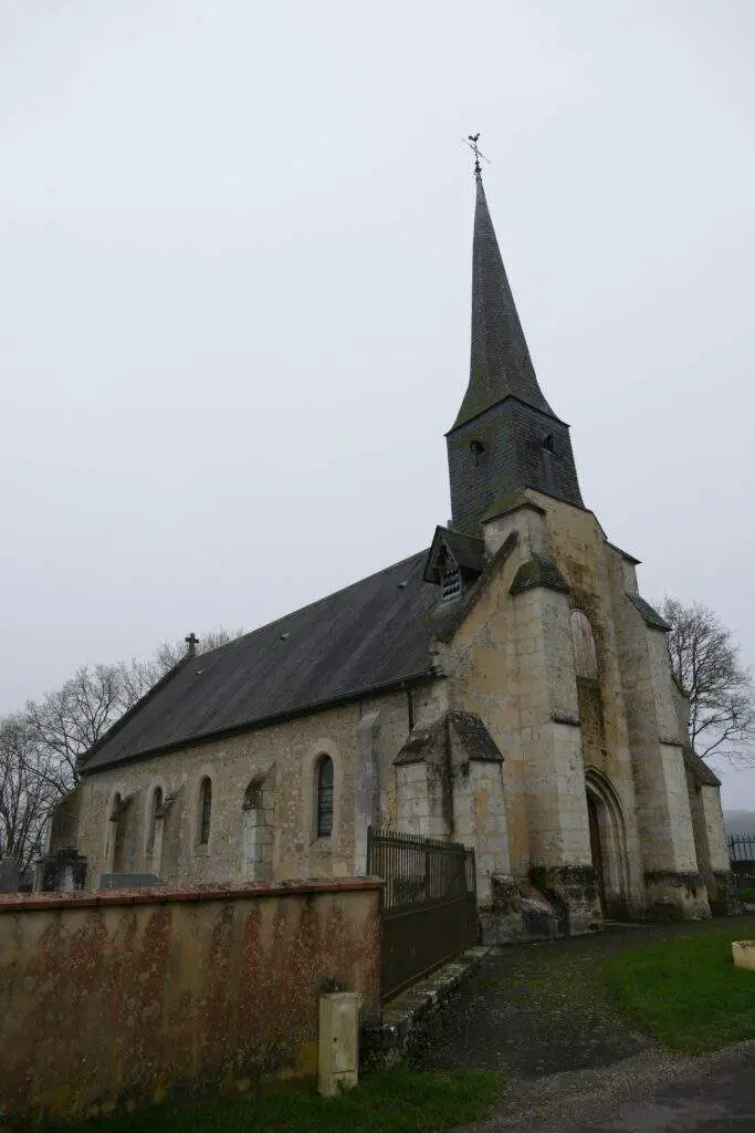 Église Saint Quentin ( Saint-quentin-de-blavou)