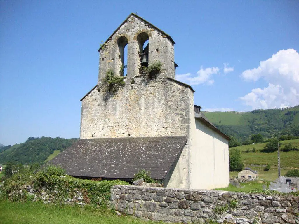 Église Saint Saturnin À Charritte de Haut