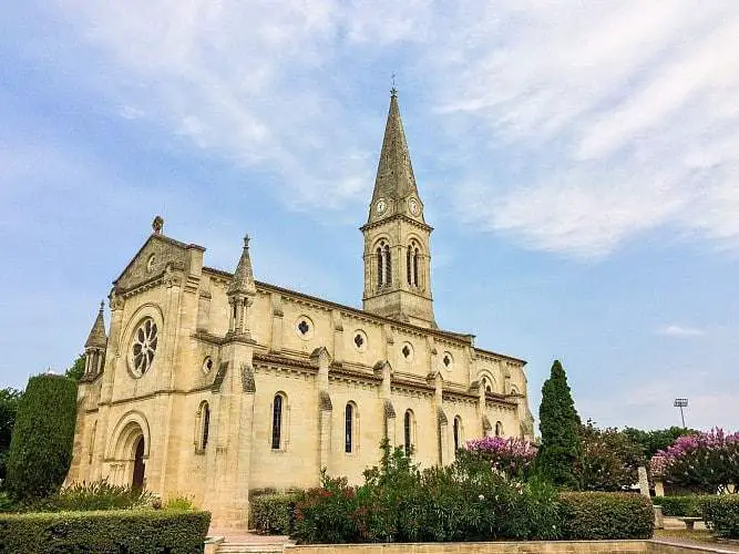 Église Saint Saturnin