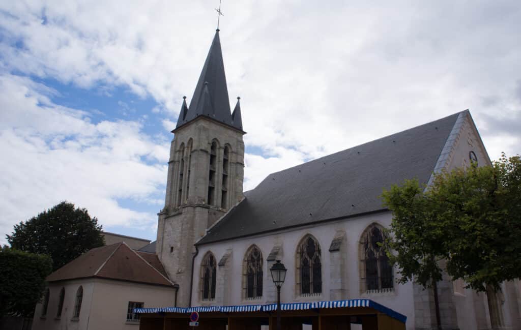 Église Saint Saturnin