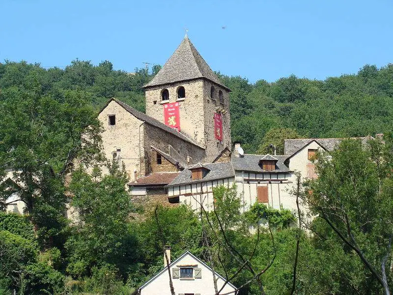 Église Saint Thomas à Lagarde Viaur