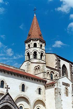 Eglise Saint Victor (Ancienne Collégiale St Victor Et Ste Couronne)