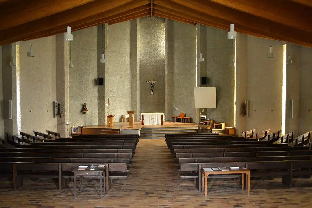 Église Sainte Bernadette