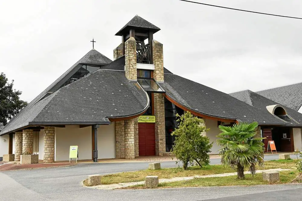 Église Sainte-bernadette Du Kreisker (Lorient)