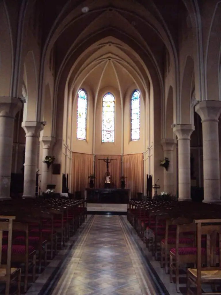 Église Sainte Geneviève