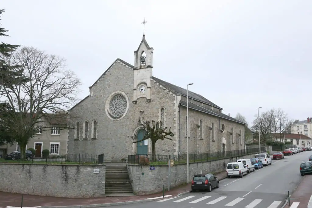 Église Sainte Jeanne D’arc