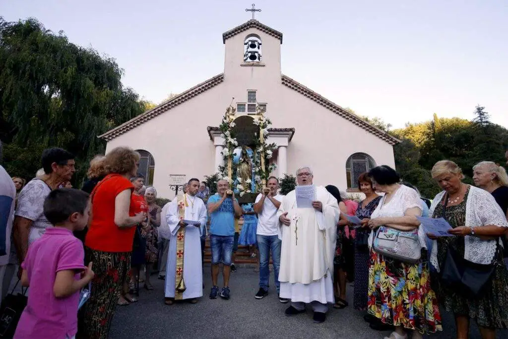Église Sainte Jeanne D’arc