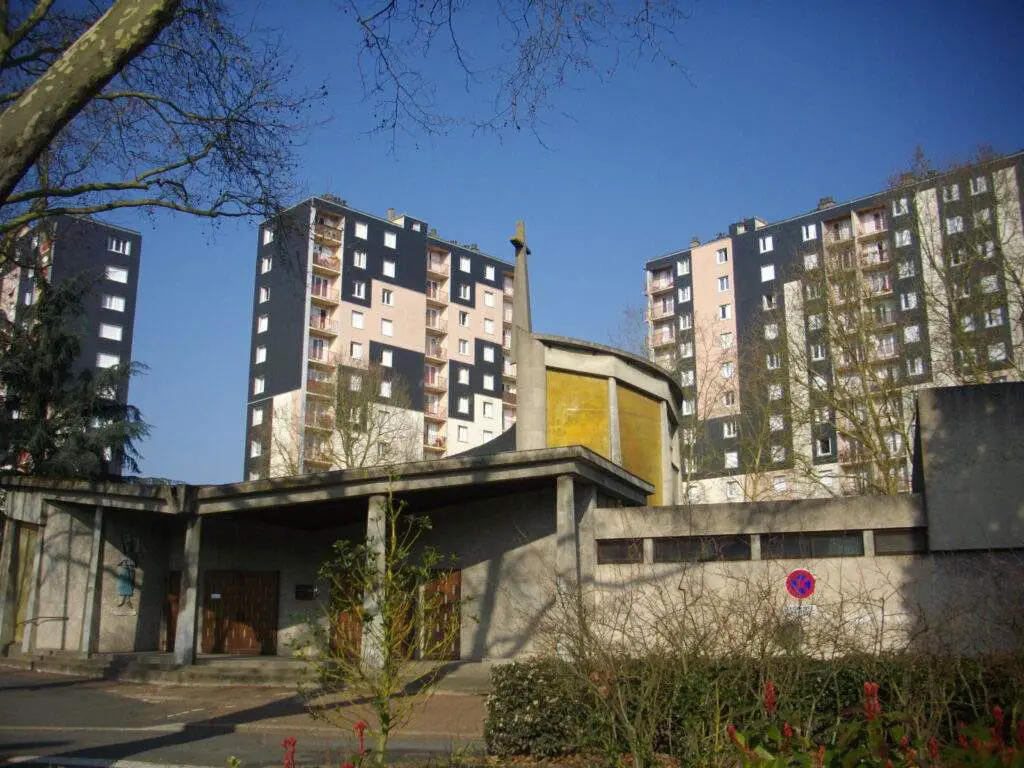 Église Sainte Jeanne D’arc