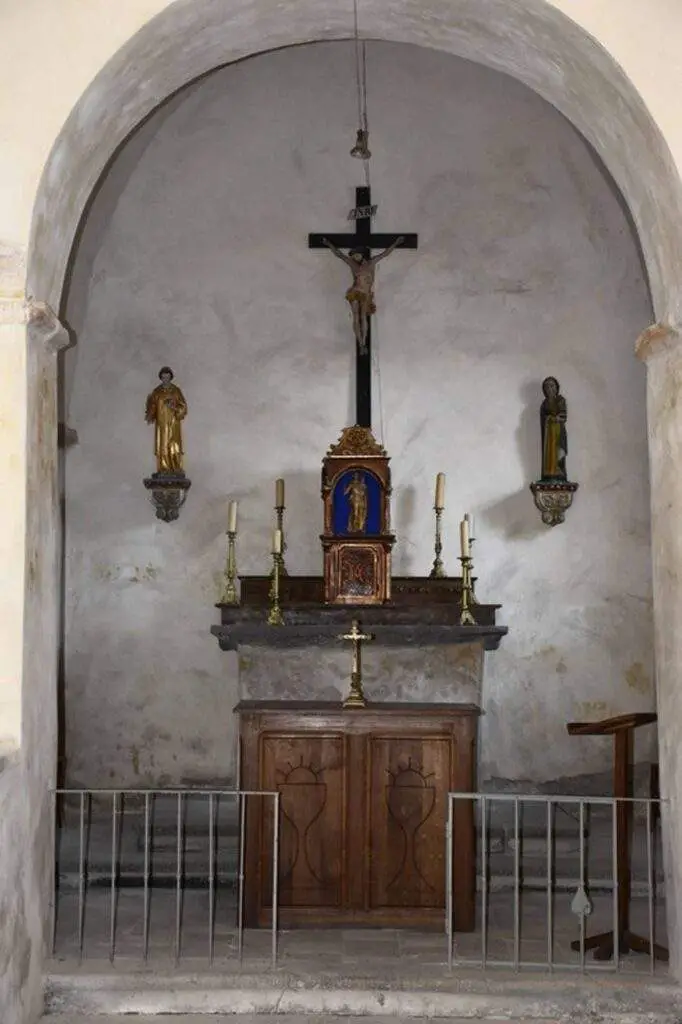 Église Sainte Marie Madeleine à Joze (Chapelle Du Village de Tissonnières)