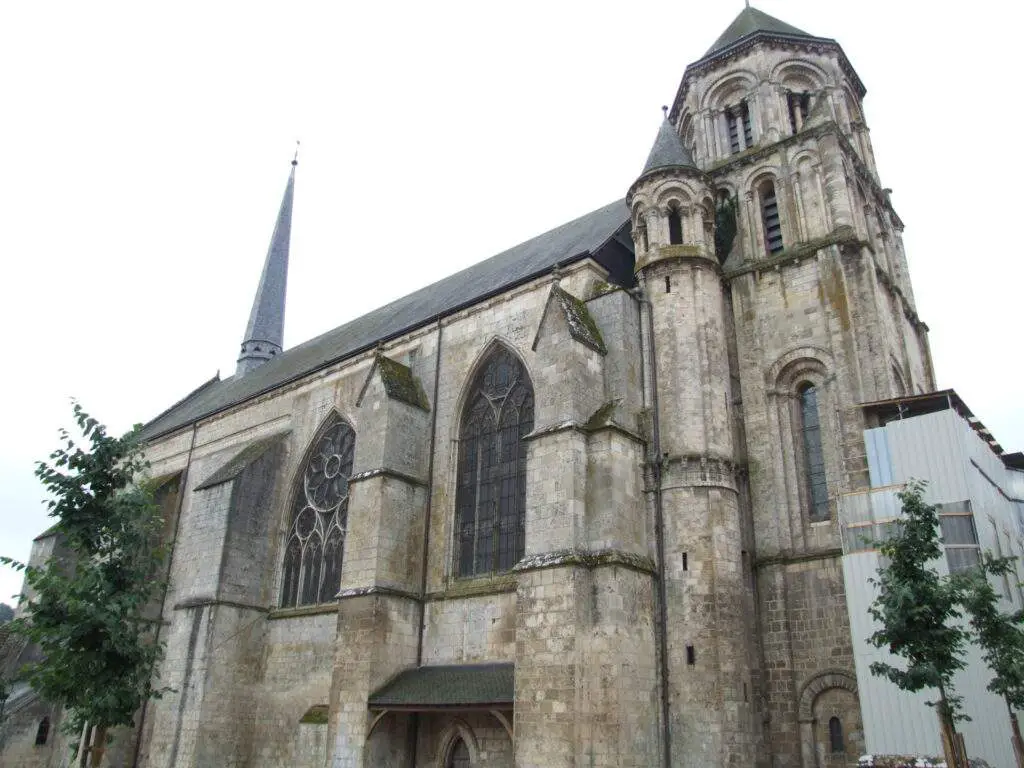 Église Sainte Radegonde À Sainte Radegonde de Villeneuve