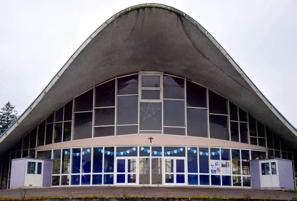 Église Sainte Thérèse (Quartier Du Mont)