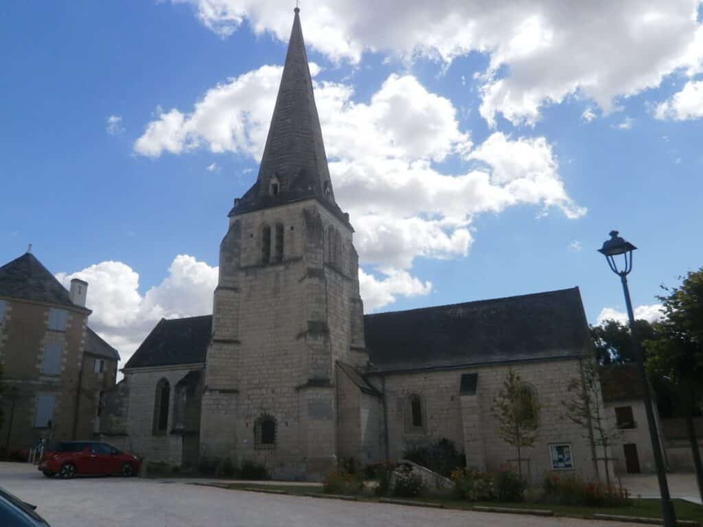 Église Saints Gervais Et Protais